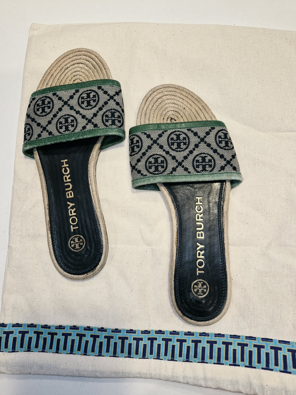 Tory Burch Green Logo Slide Sandals Size 6.5